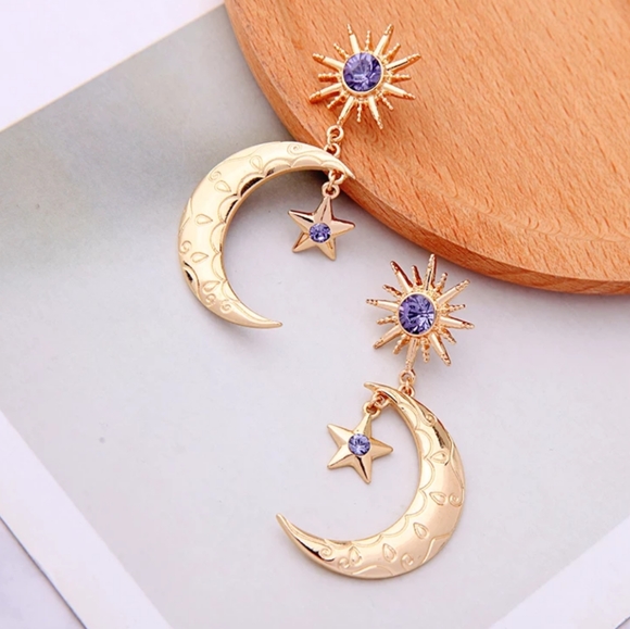 🌛NEW BOHEMIAN CELESTIAL ENGRAVED EARRINGS - Picture 4 of 5